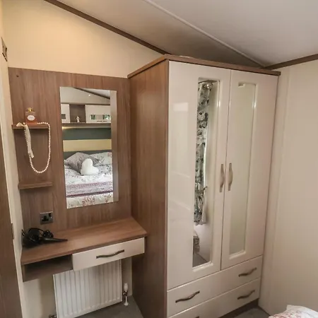 47 The Drake Forgetmeknot * Σκάρμπορο