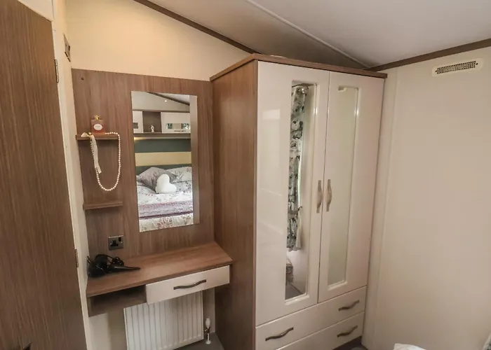 47 The Drake Forgetmeknot * Scarborough